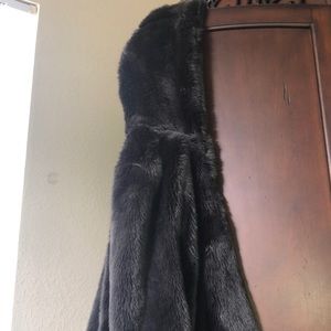 Faux fur hooded-coat (child)